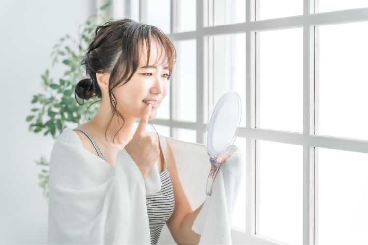 歯周病は見た目でわかる？原因やなりやすい人・対策なども詳しく紹介